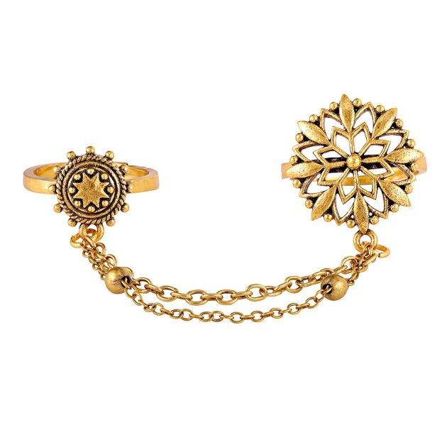 Fringes Stay Connected Statement Ring